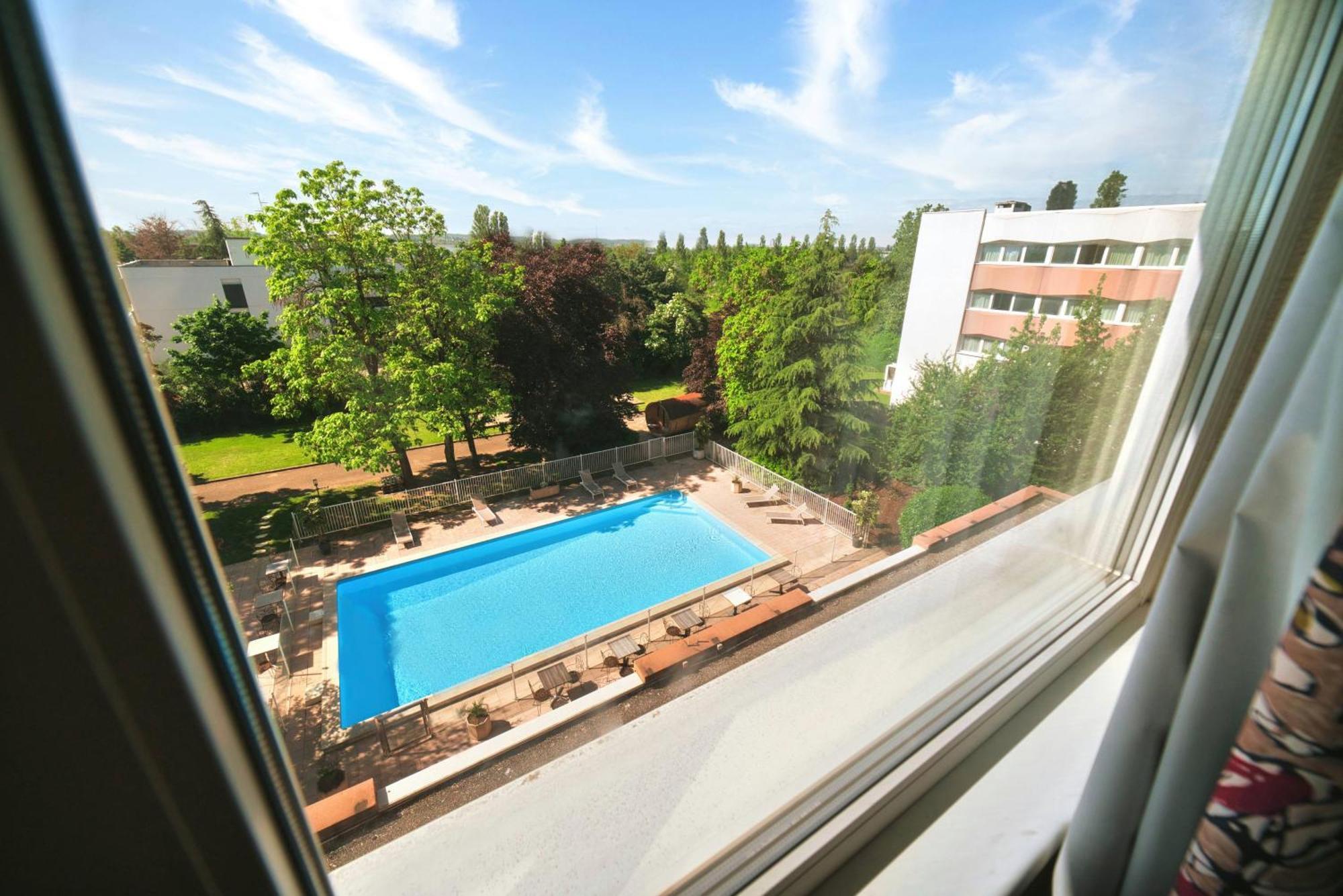 Kyriad Prestige Mulhouse - Basel Sausheim Eksteriør bilde