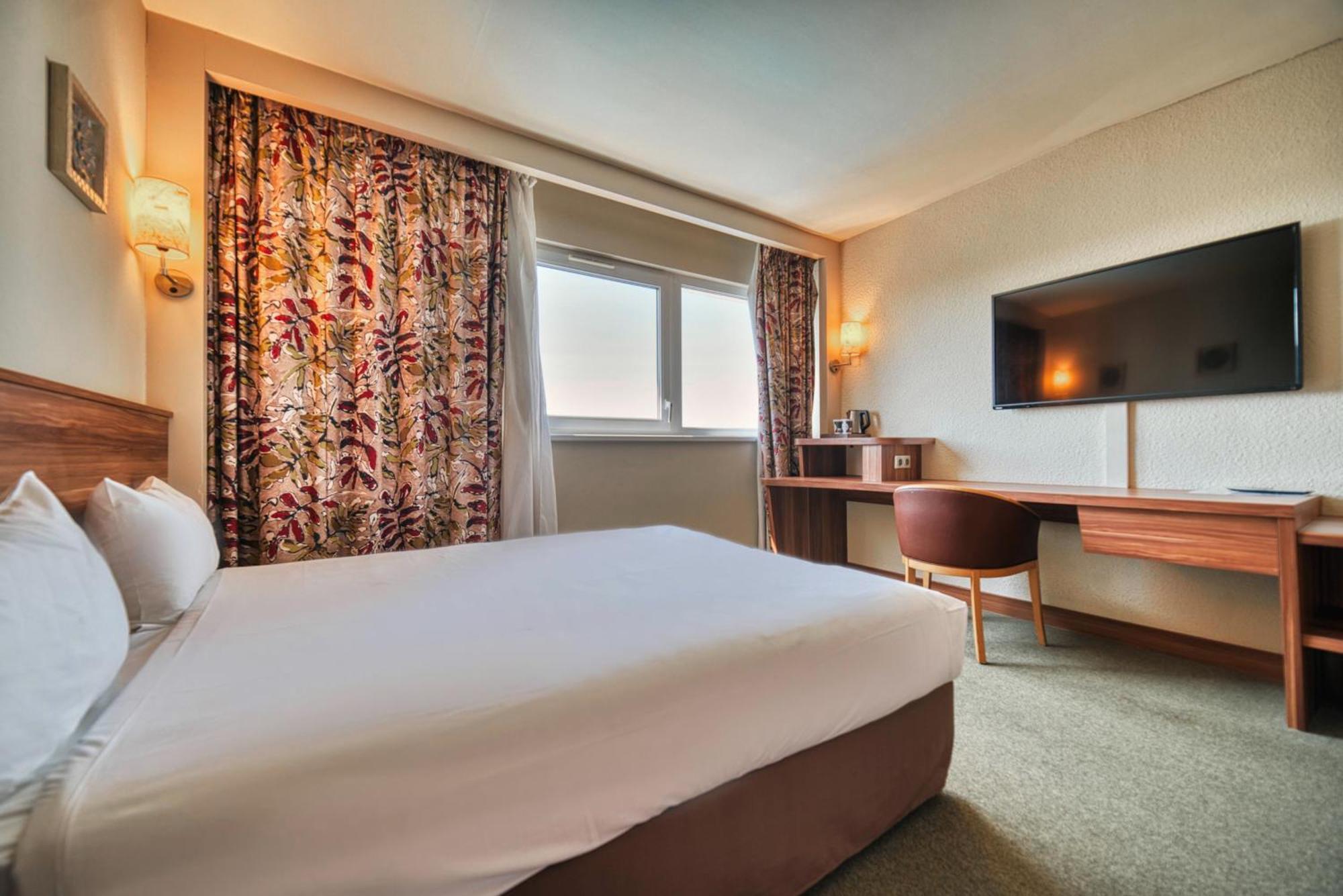 Kyriad Prestige Mulhouse - Basel Sausheim Eksteriør bilde