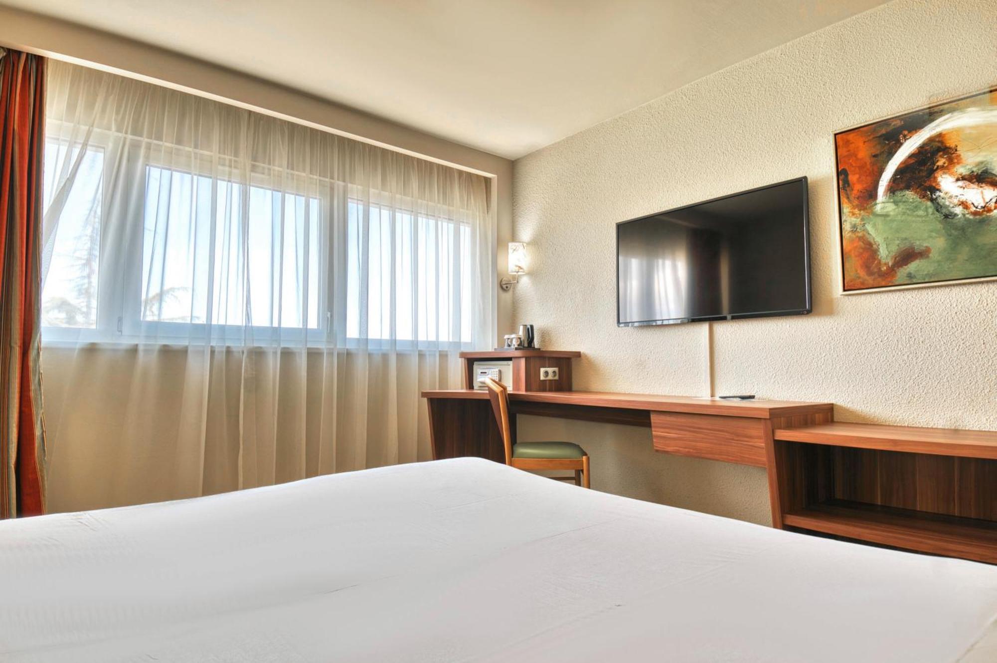 Kyriad Prestige Mulhouse - Basel Sausheim Eksteriør bilde
